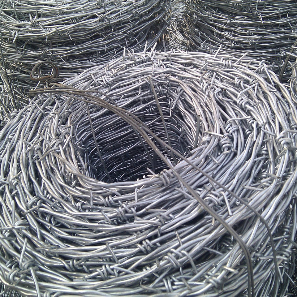Barbed rope